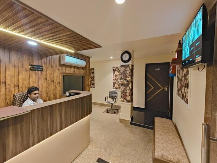 Hotel Mangal Murti 瓦拉纳西 外观 照片