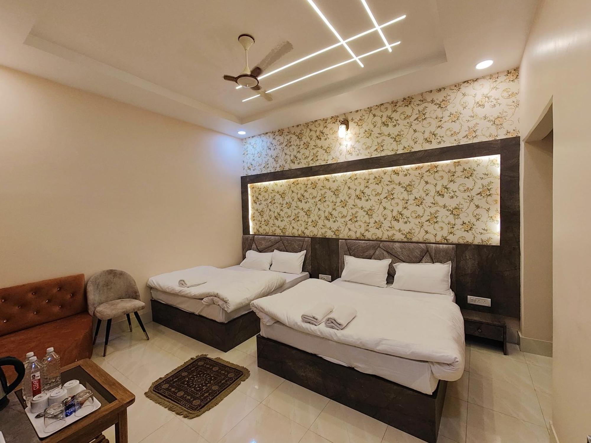 Hotel Mangal Murti 瓦拉纳西 外观 照片